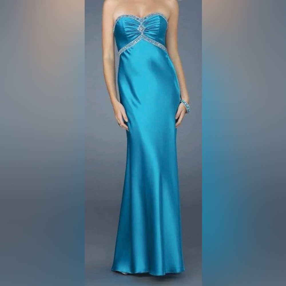 Elegant Turquoise Satin Gown